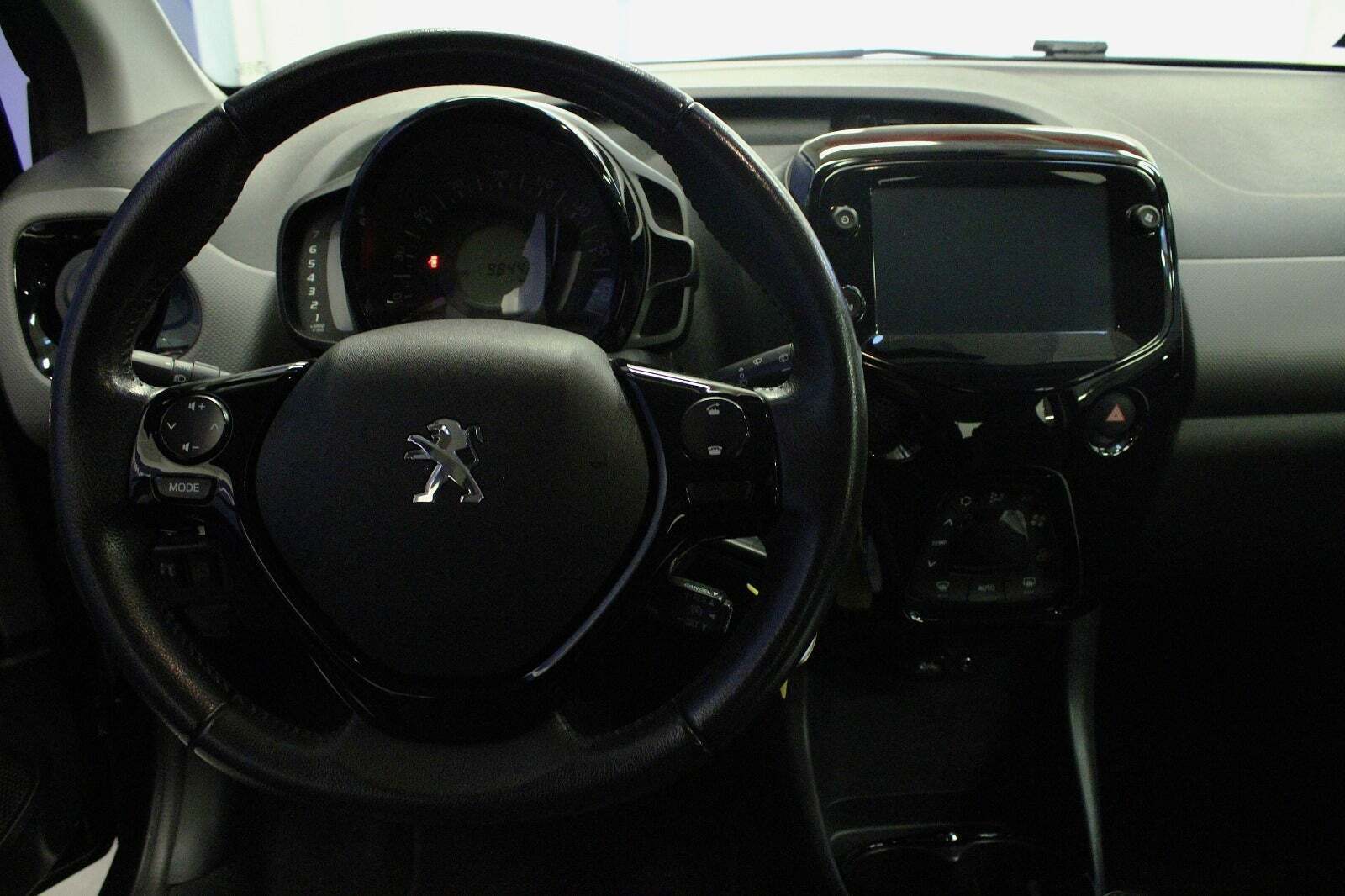 Peugeot 108 1,0 e-VTi 72 Selection Tech