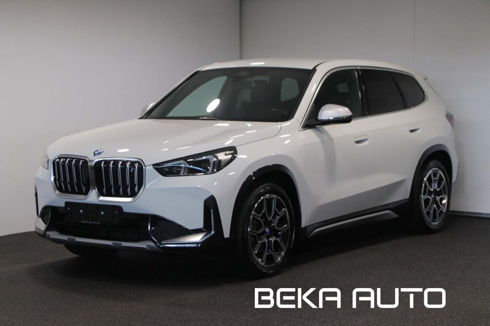 BMW iX1 xDrive30 X-Line