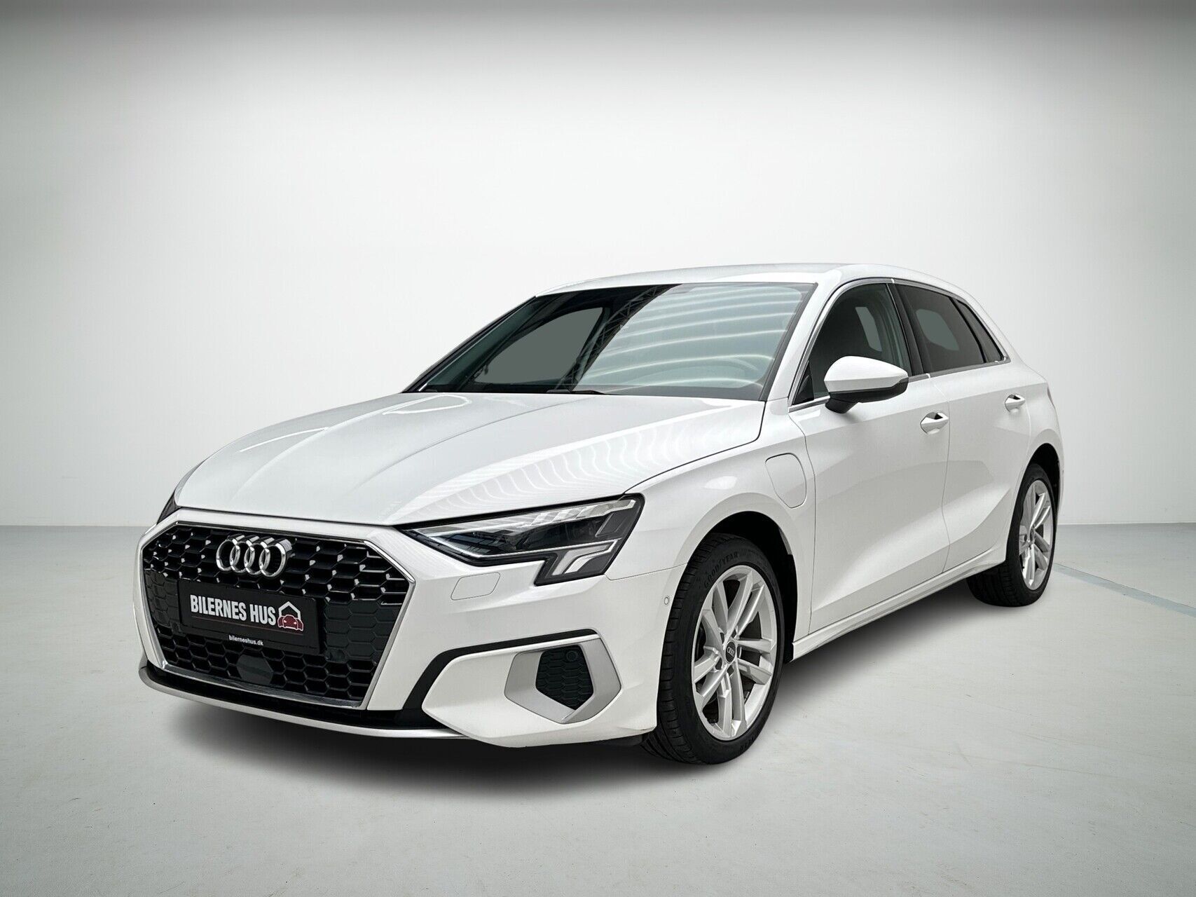 Audi A3 1,4 Sportback 40 TFSI e  Plugin-hybrid Prestige S Tronic 204HK 5d 6g Aut.