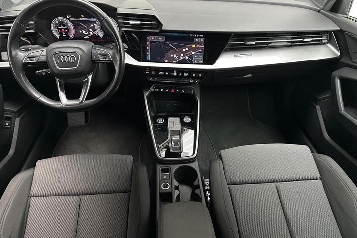Hvid Audi A3 fra 2021