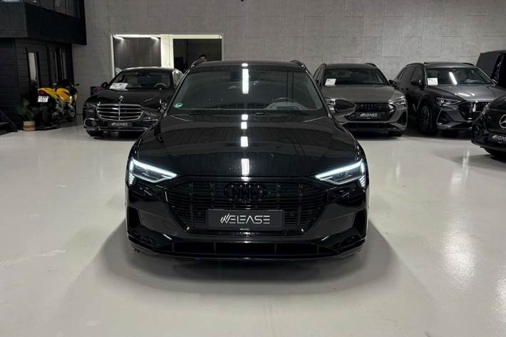 Sort Audi e-tron fra 2021