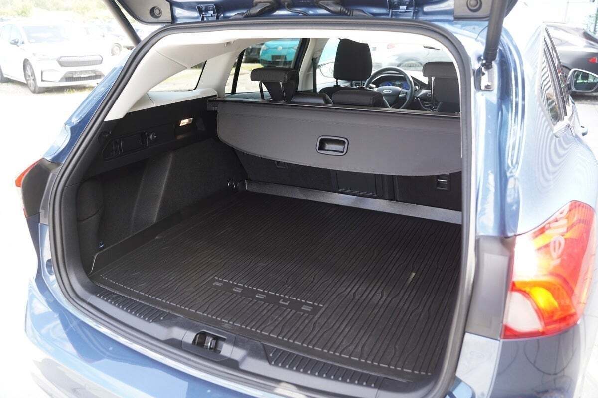 Blå Ford Focus fra 2021