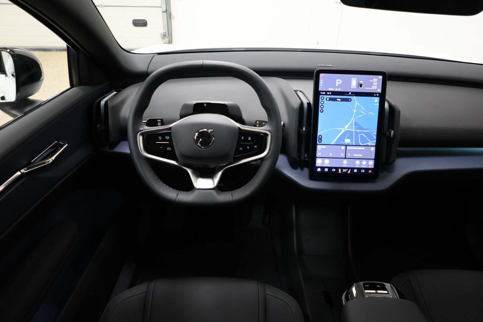 Volvo EX30 Extended Range Ultra