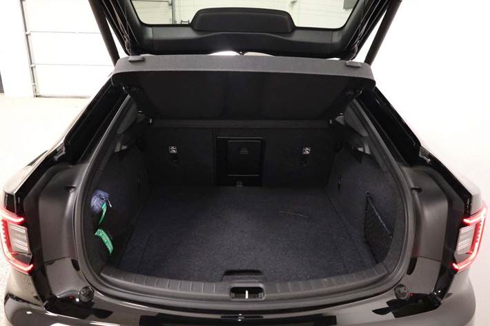 Sort Polestar 2 fra 2023