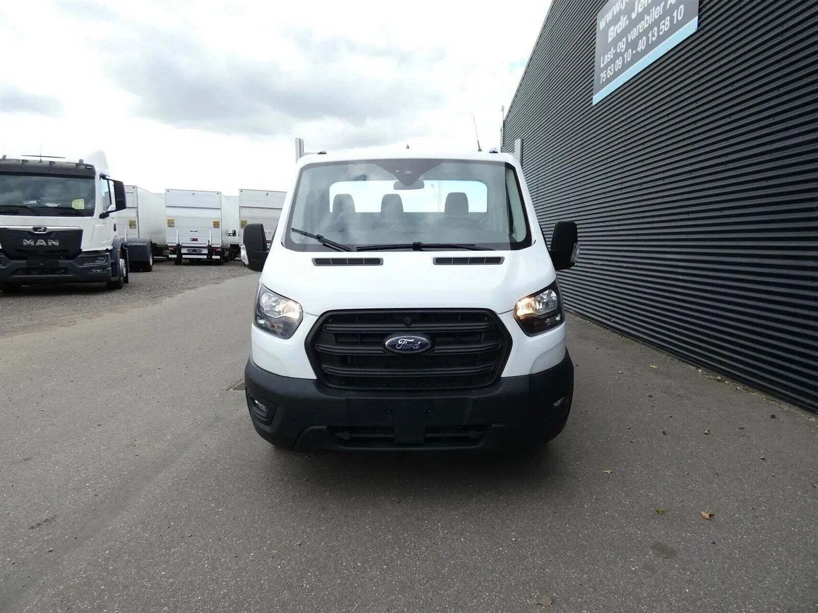 Ford Transit 350 L5 Chassis 2,0 EcoBlue Trend H1 RWD