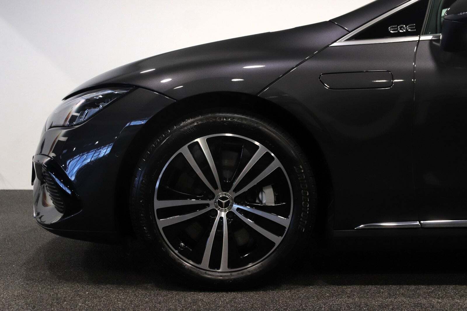 Mercedes EQE300 Avantgarde