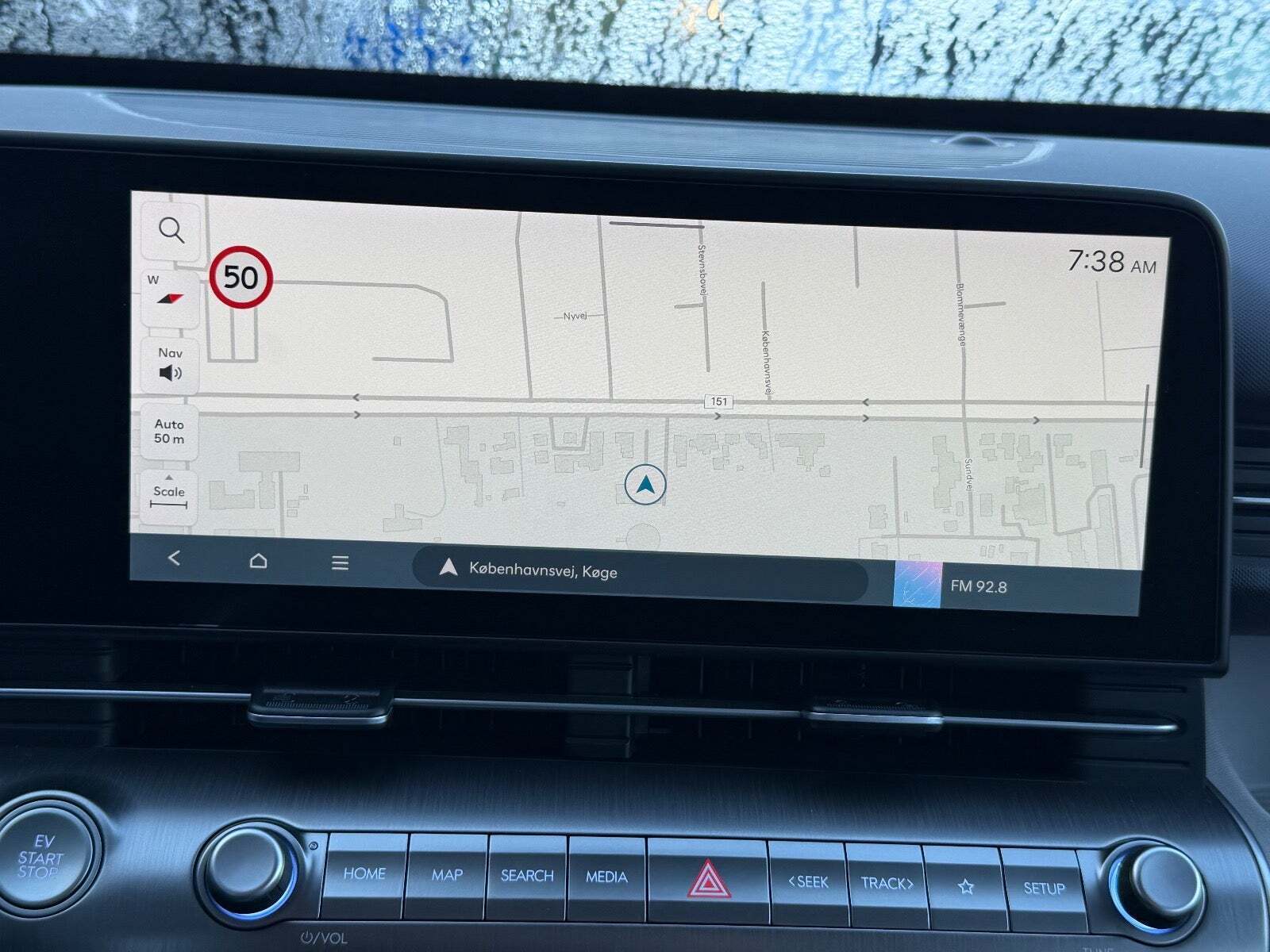 Blå Hyundai Kona fra 2024