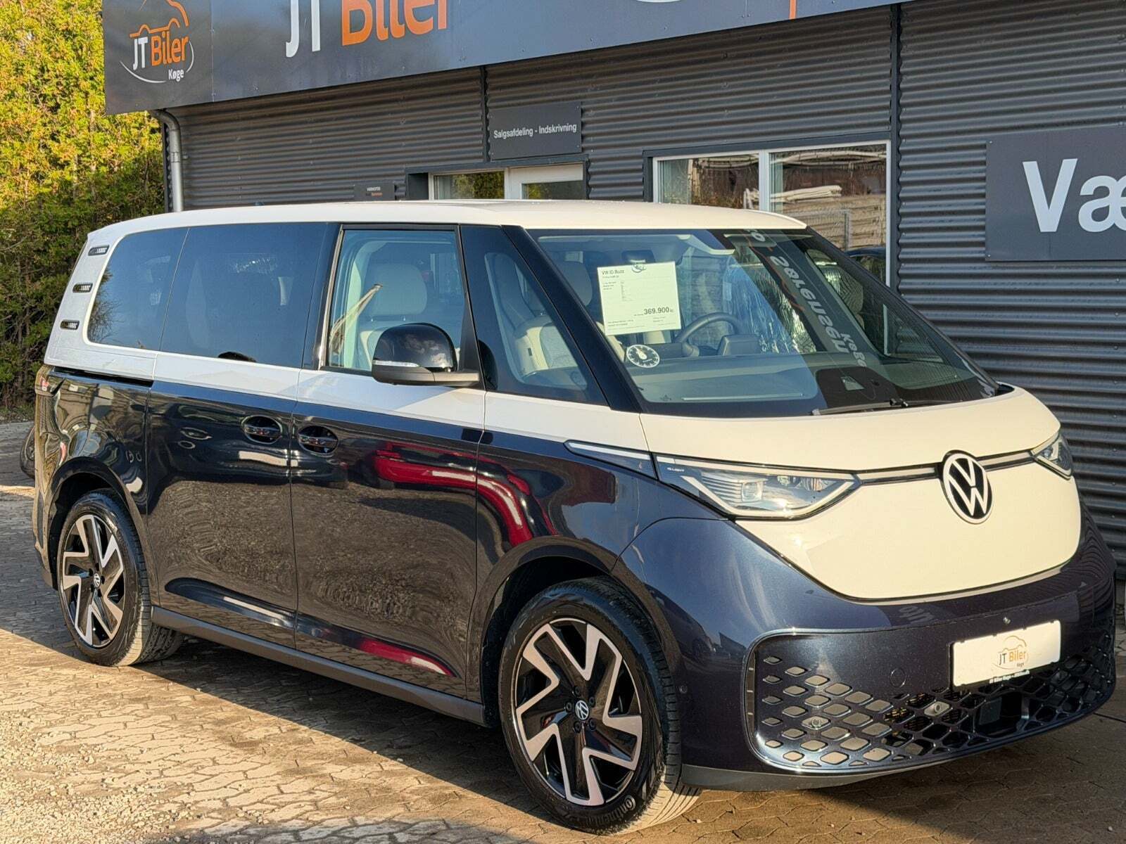 VW ID.Buzz 77 Pro SWB