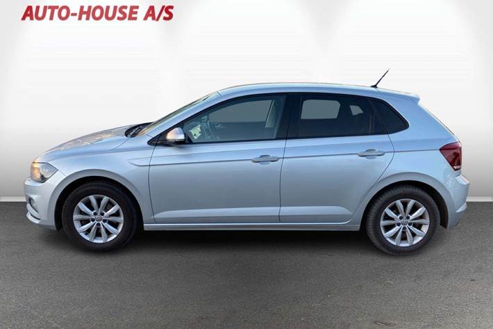 Sølv VW Polo fra 2019
