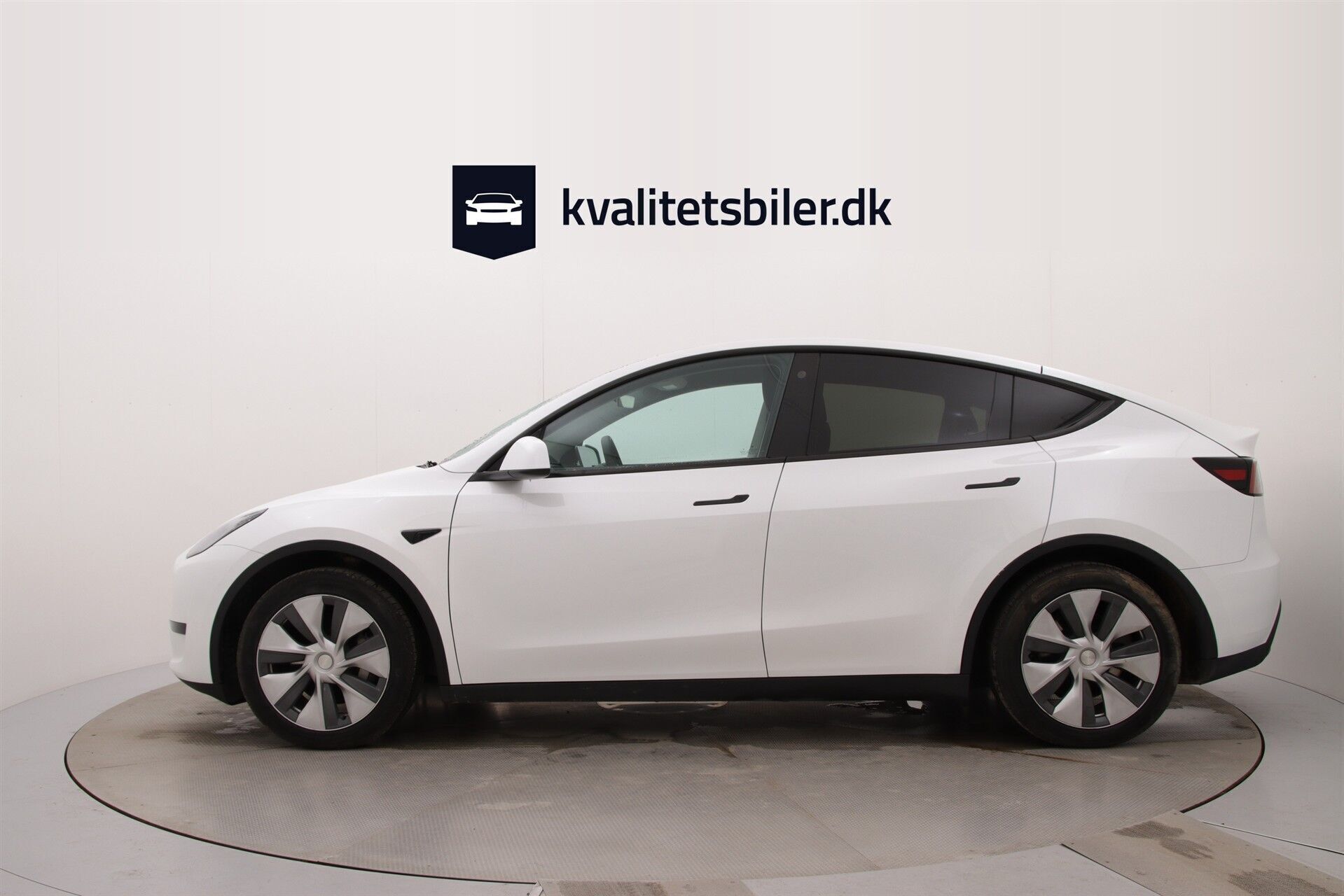 Tesla Model Y EL RWD 299HK 5d Aut.