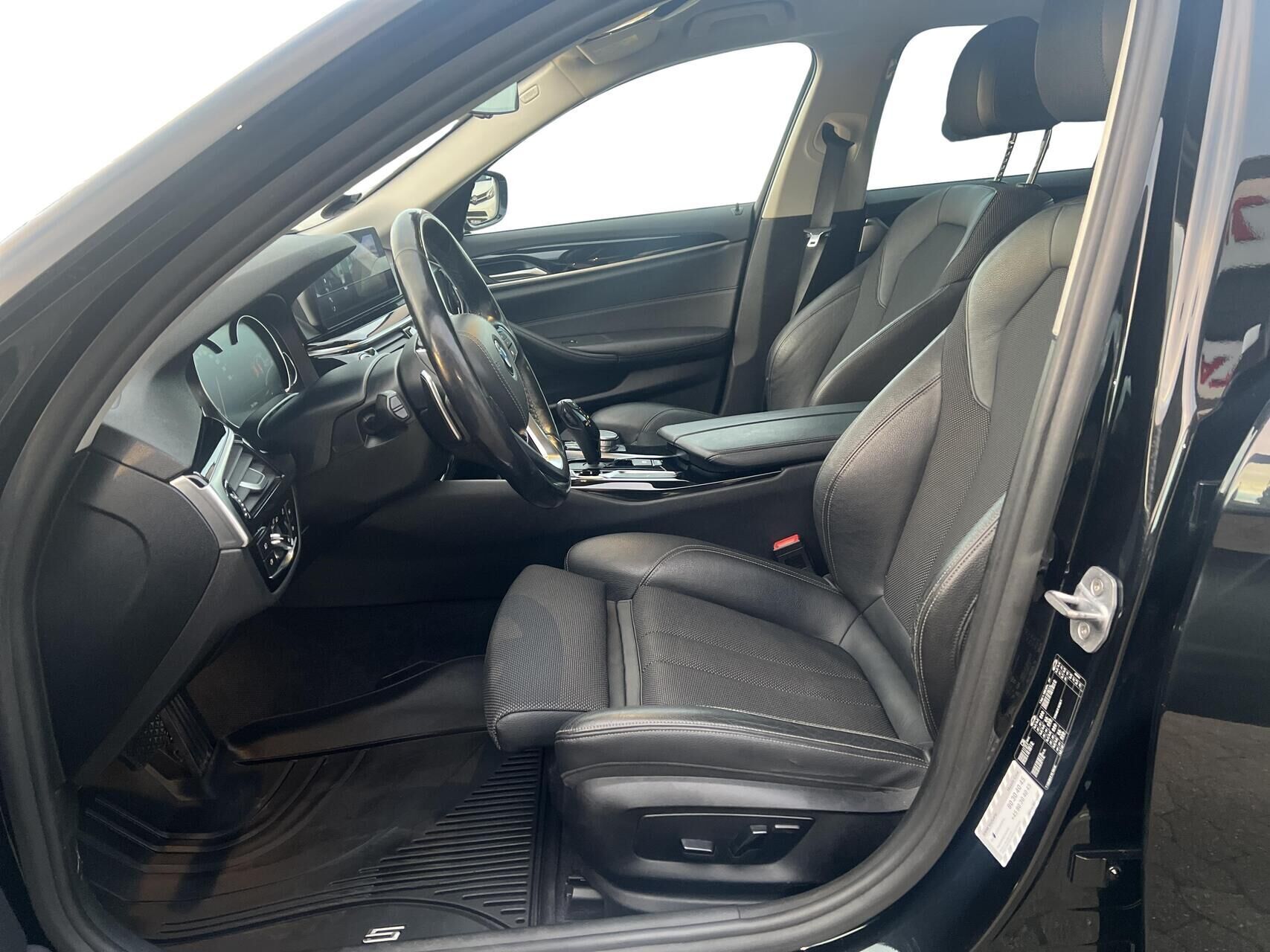 BMW 530d 3,0 D 265HK 8g Aut.