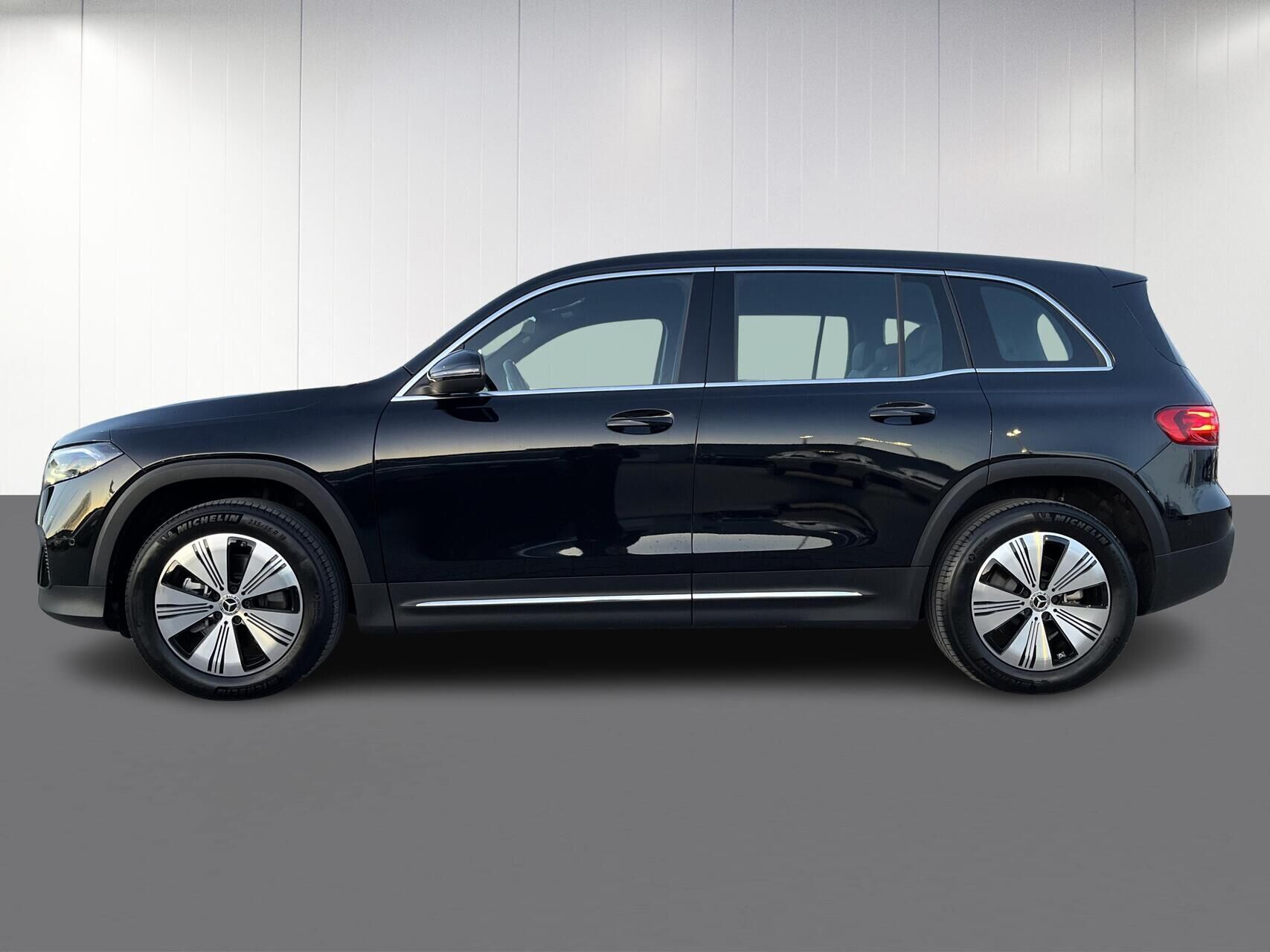 Mercedes EQB 300 EL Progressive 7 pers. 4Matic 228HK 5d Aut.