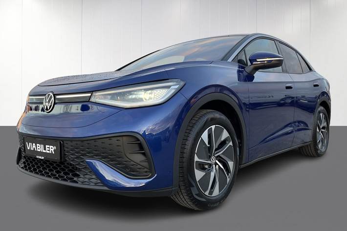 Blå VW ID.5 fra 2025 set udefra