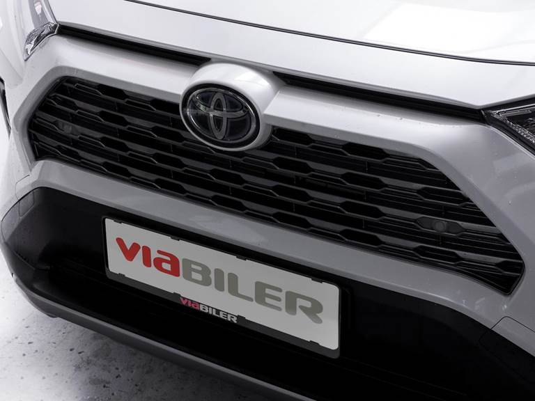 Toyota RAV4 2,5 Hybrid H3 218HK 5d 6g Aut.