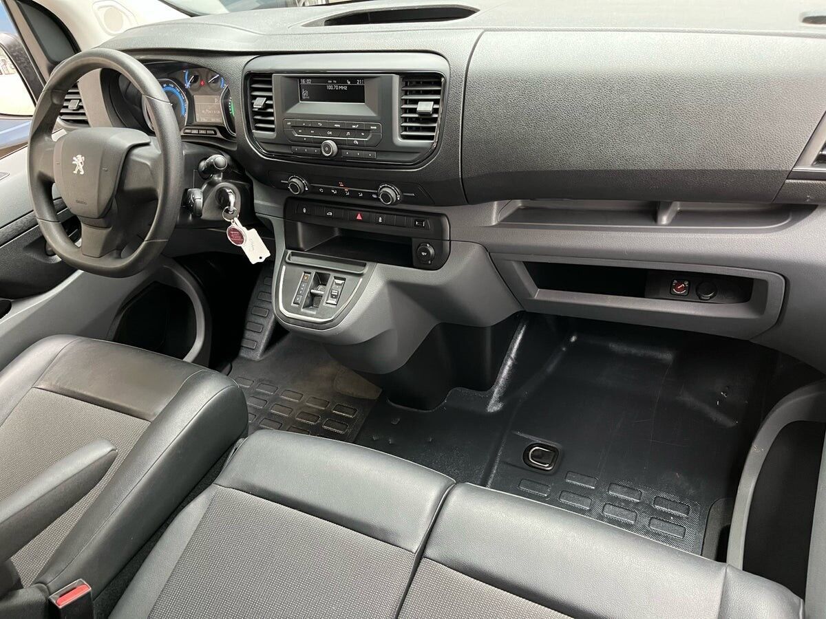 Peugeot e-Expert L2 EL Premium 136HK Van Aut.