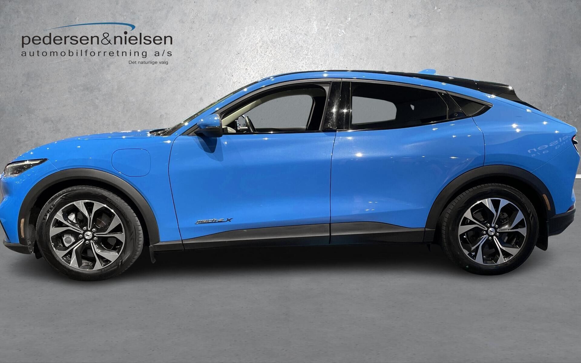 Ford Mustang Mach-E EL UR 294HK 5d Aut.