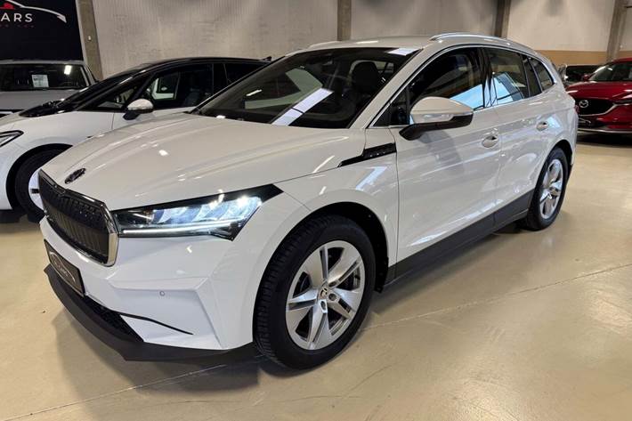 undefined Skoda Enyaq fra 2021 set udefra