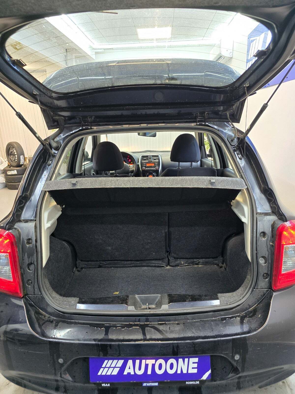 Sort Nissan Micra fra 2013