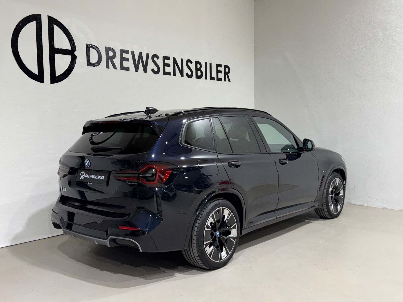 BMW iX3 Charged Plus M-Sport