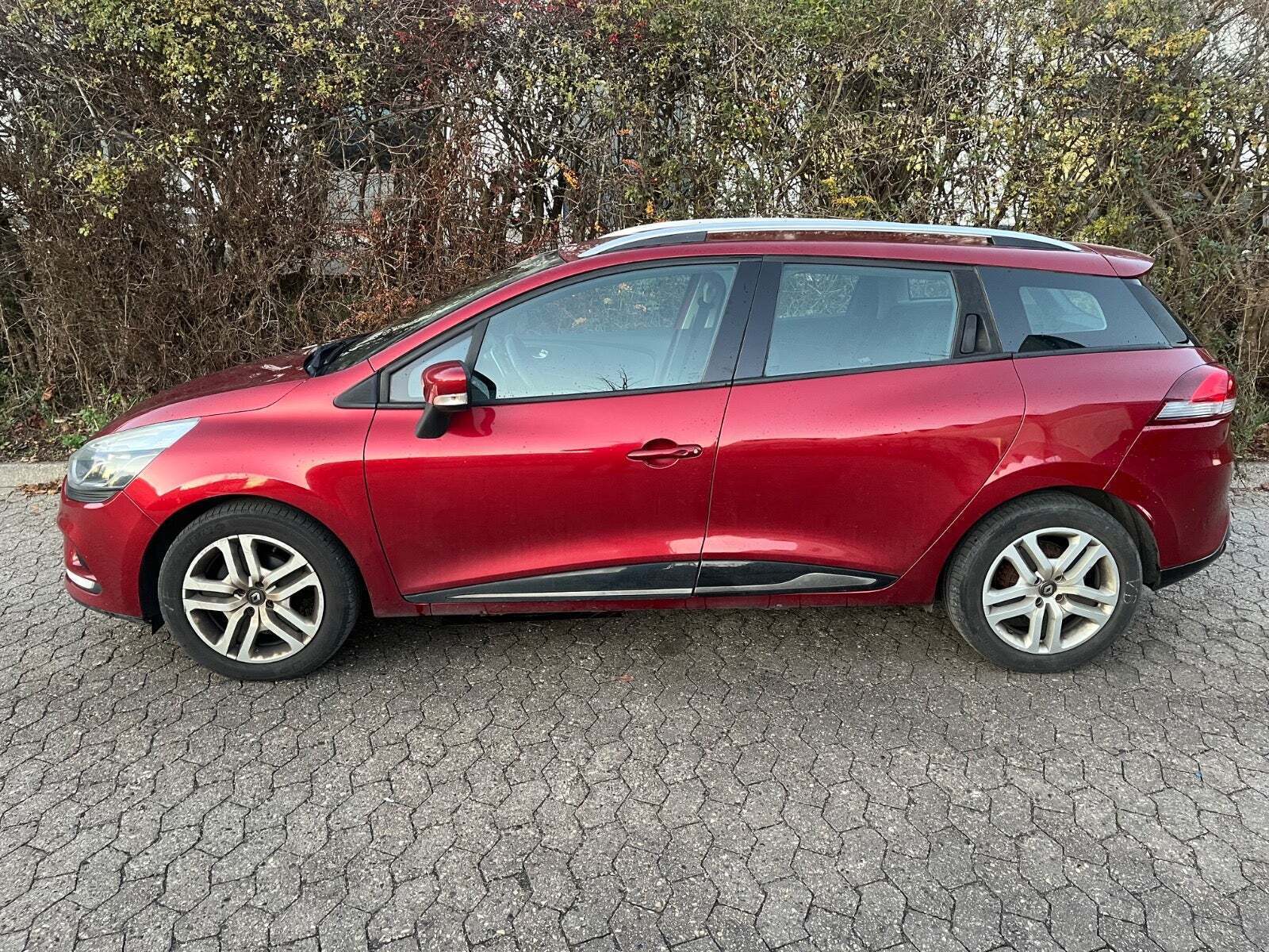 Renault Clio IV 0,9 TCe 90 Expression Sport Tourer