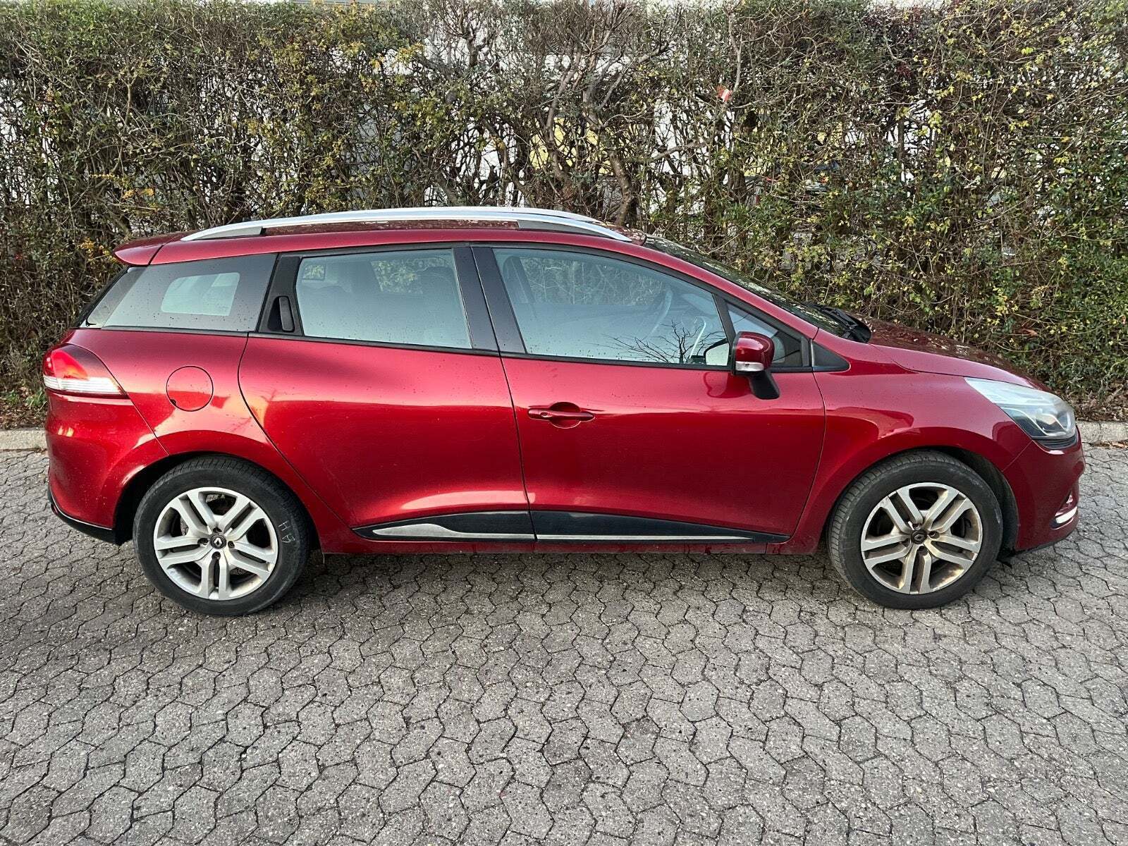 Renault Clio IV 0,9 TCe 90 Expression Sport Tourer