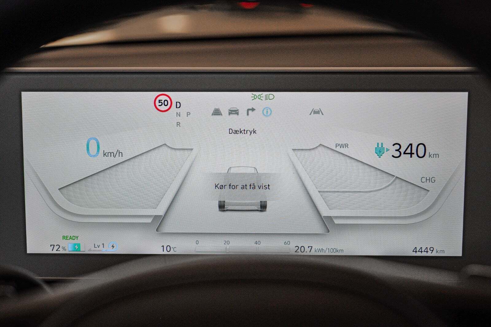 Grå Hyundai Ioniq 5 fra 2023