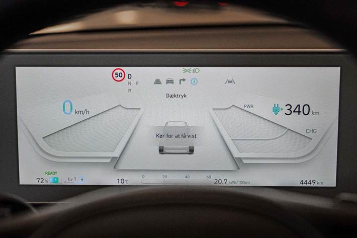 Grå Hyundai Ioniq 5 fra 2023