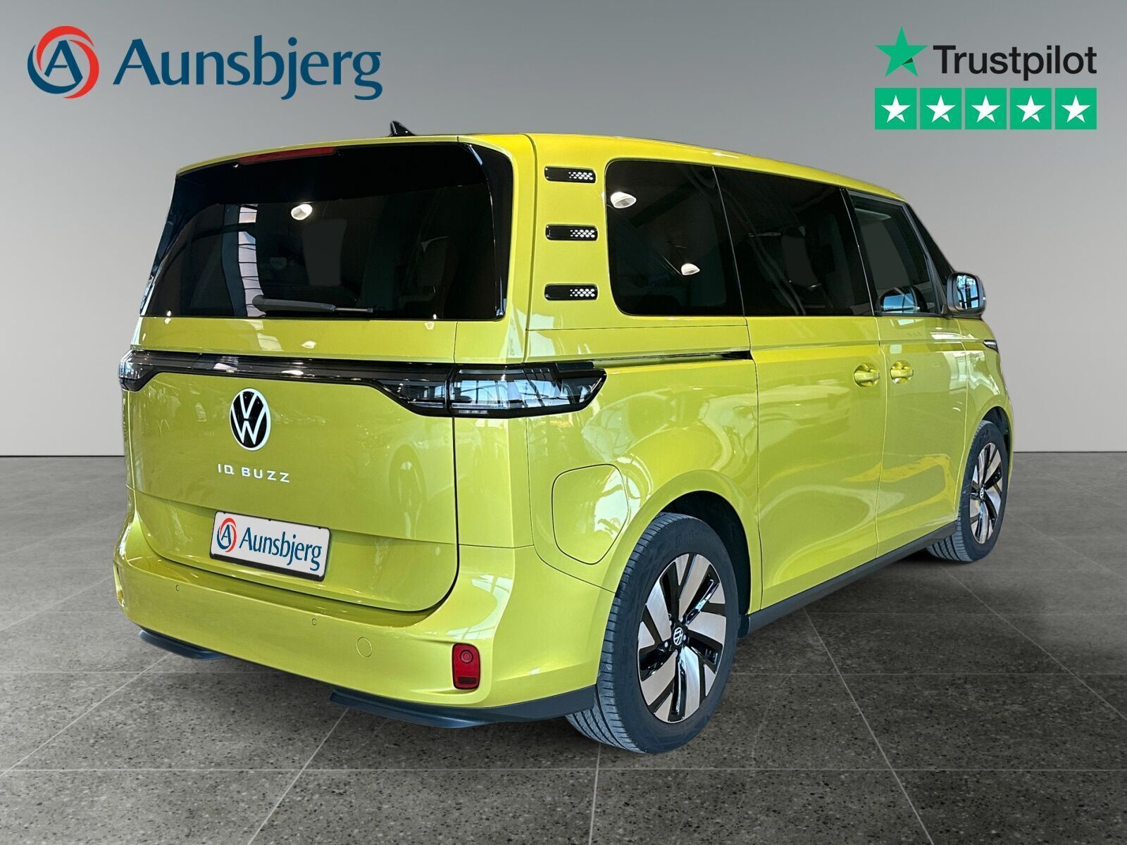 VW ID.Buzz 77 Life SWB