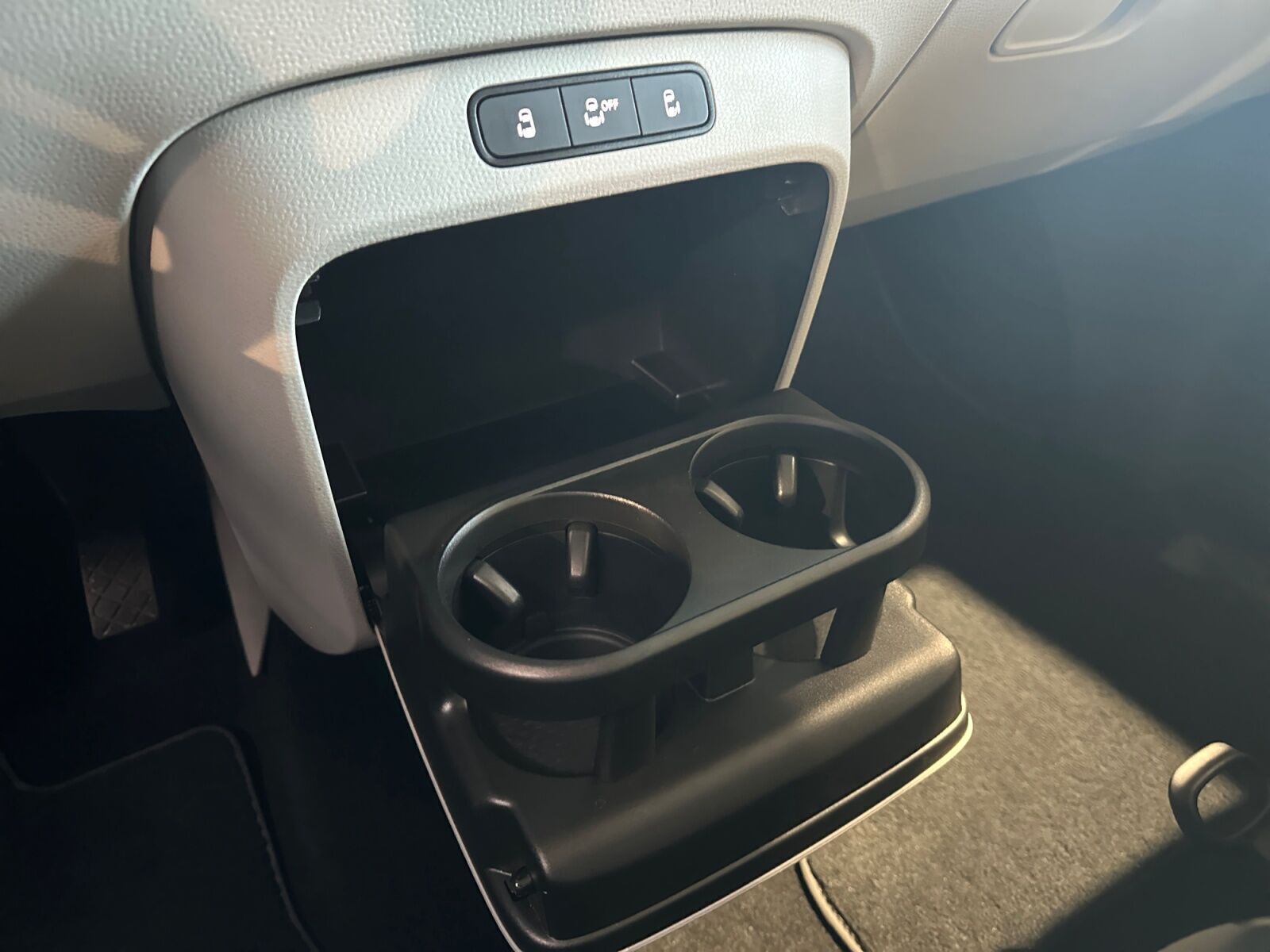 Gul VW ID.Buzz fra 2023