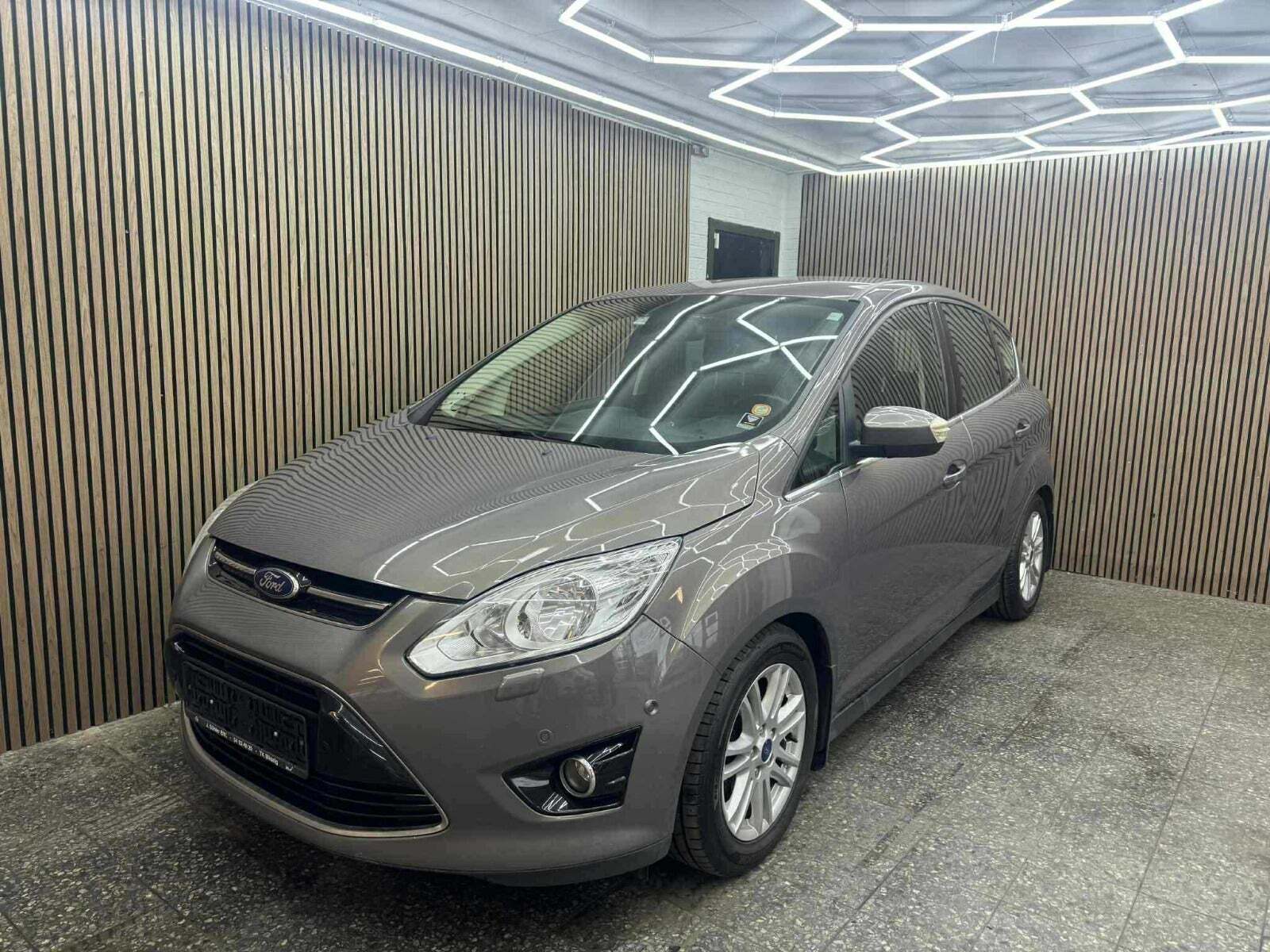 Ford C-MAX 1,0 SCTi 100 Titanium