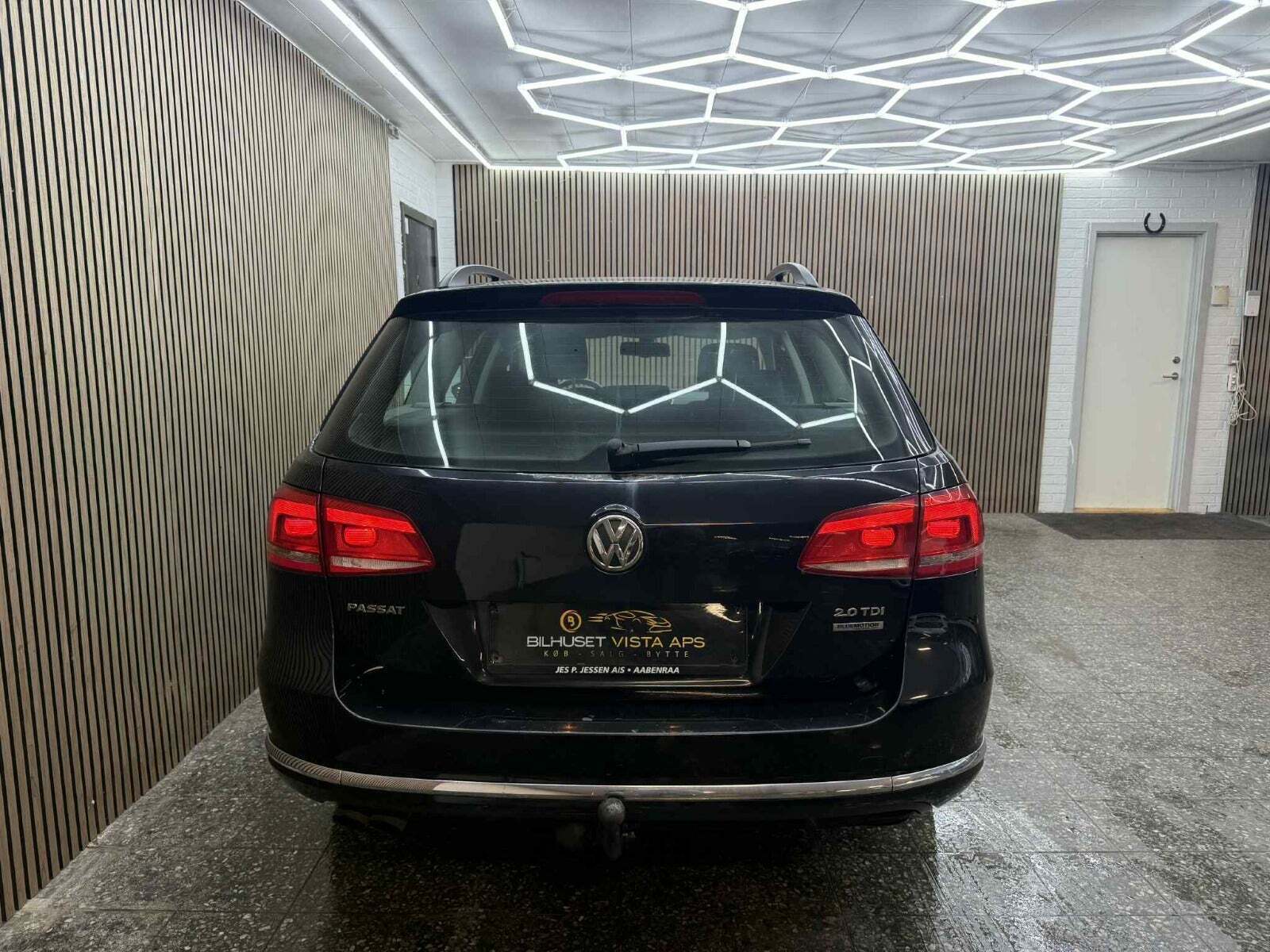 Sort VW Passat fra 2011