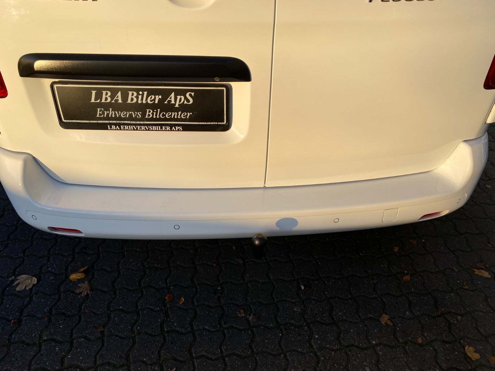 Hvid Peugeot Expert fra 2021