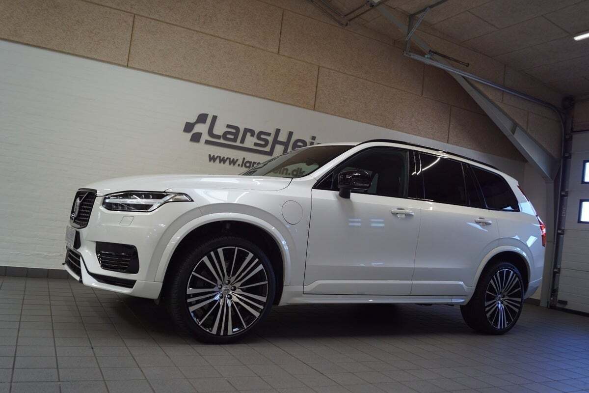 Volvo XC90 2,0 T8 ReCharge R-Design aut. AWD Van