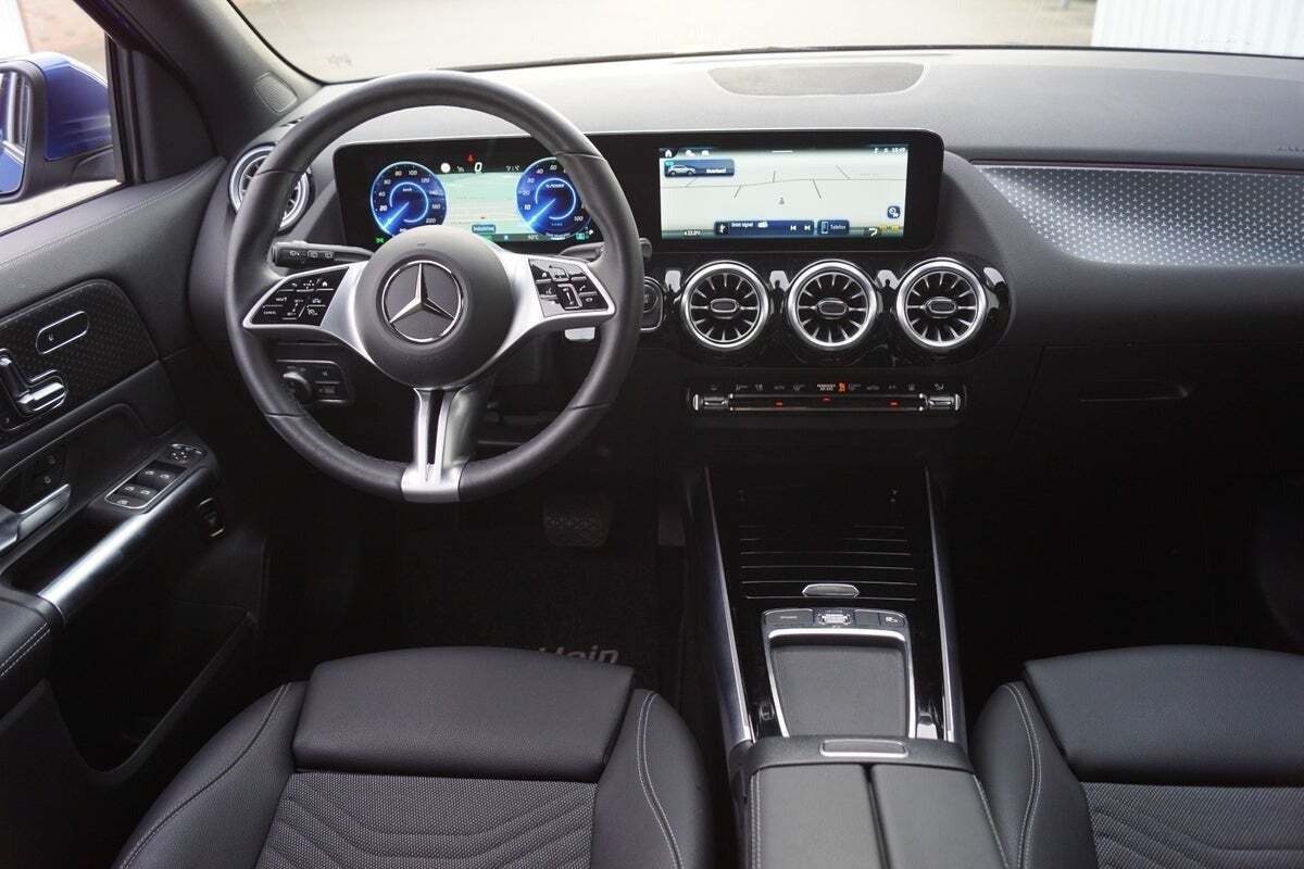 Mercedes EQA300 Progressive 4Matic