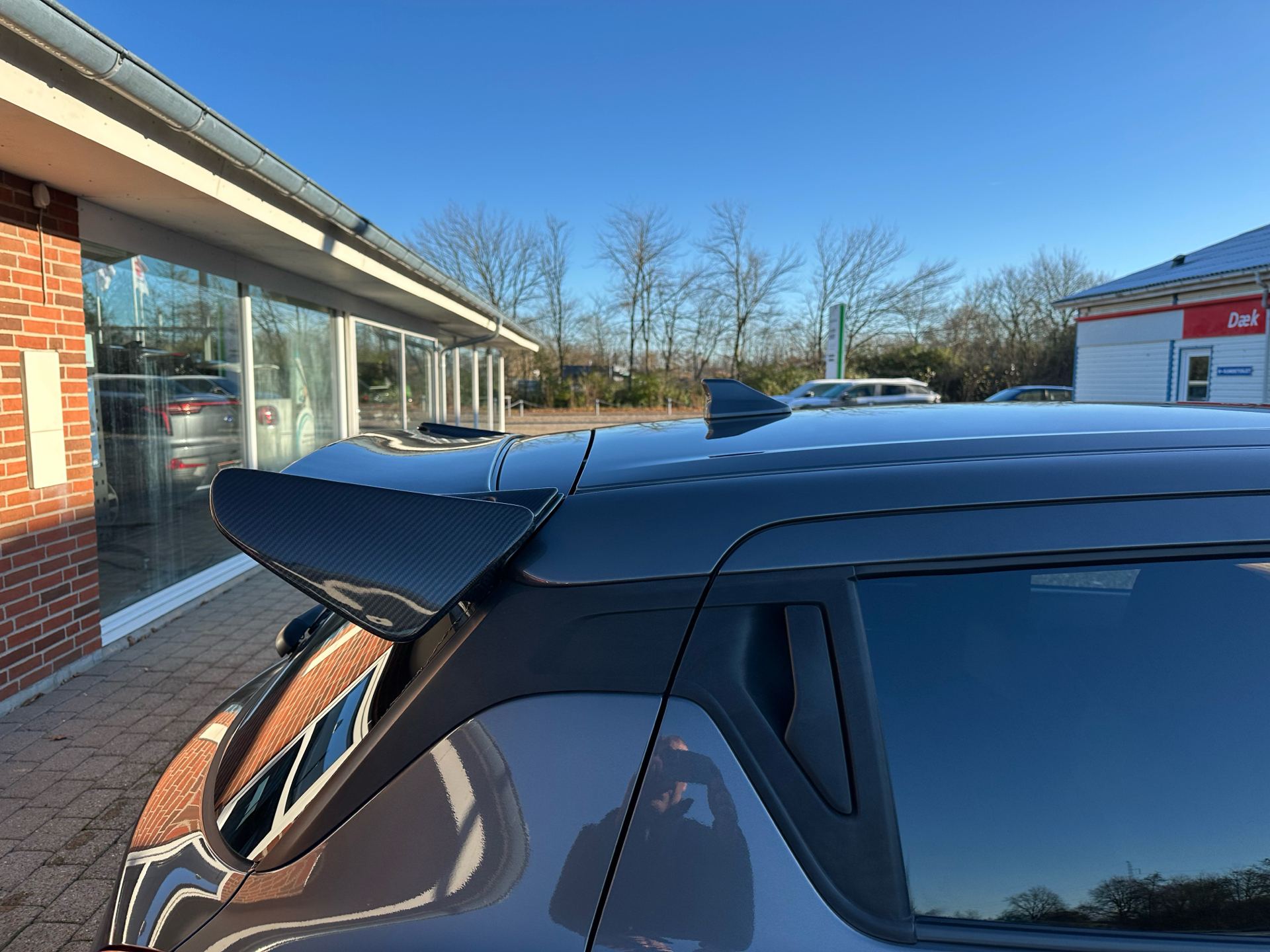 Grå Suzuki Swift fra 2018