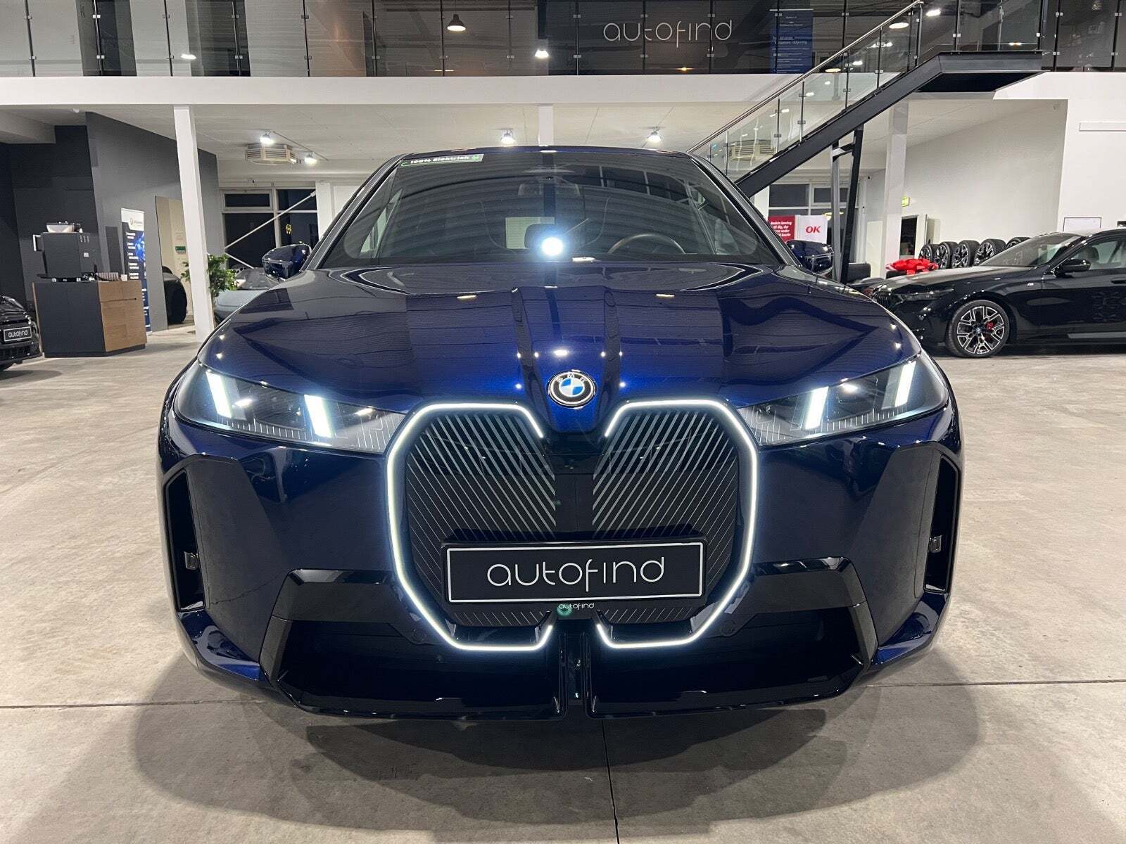 BMW iX xDrive60 Fully Charged