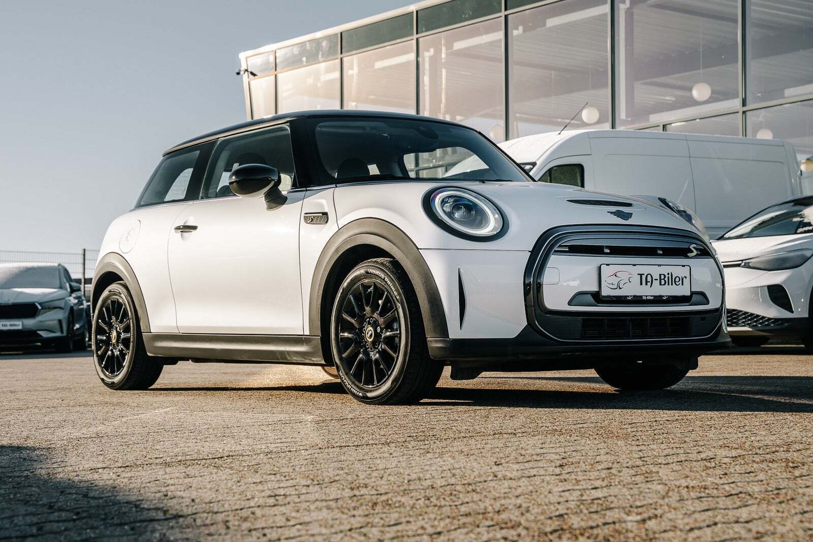 Mini Cooper SE Edition Premium Plus