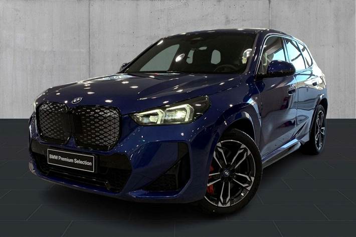 undefined BMW iX1 fra 2025 set udefra