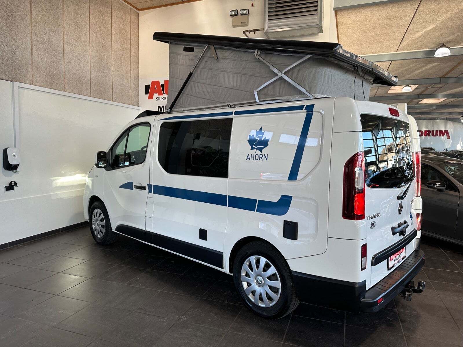 Hvid Renault Ahorn fra 2022