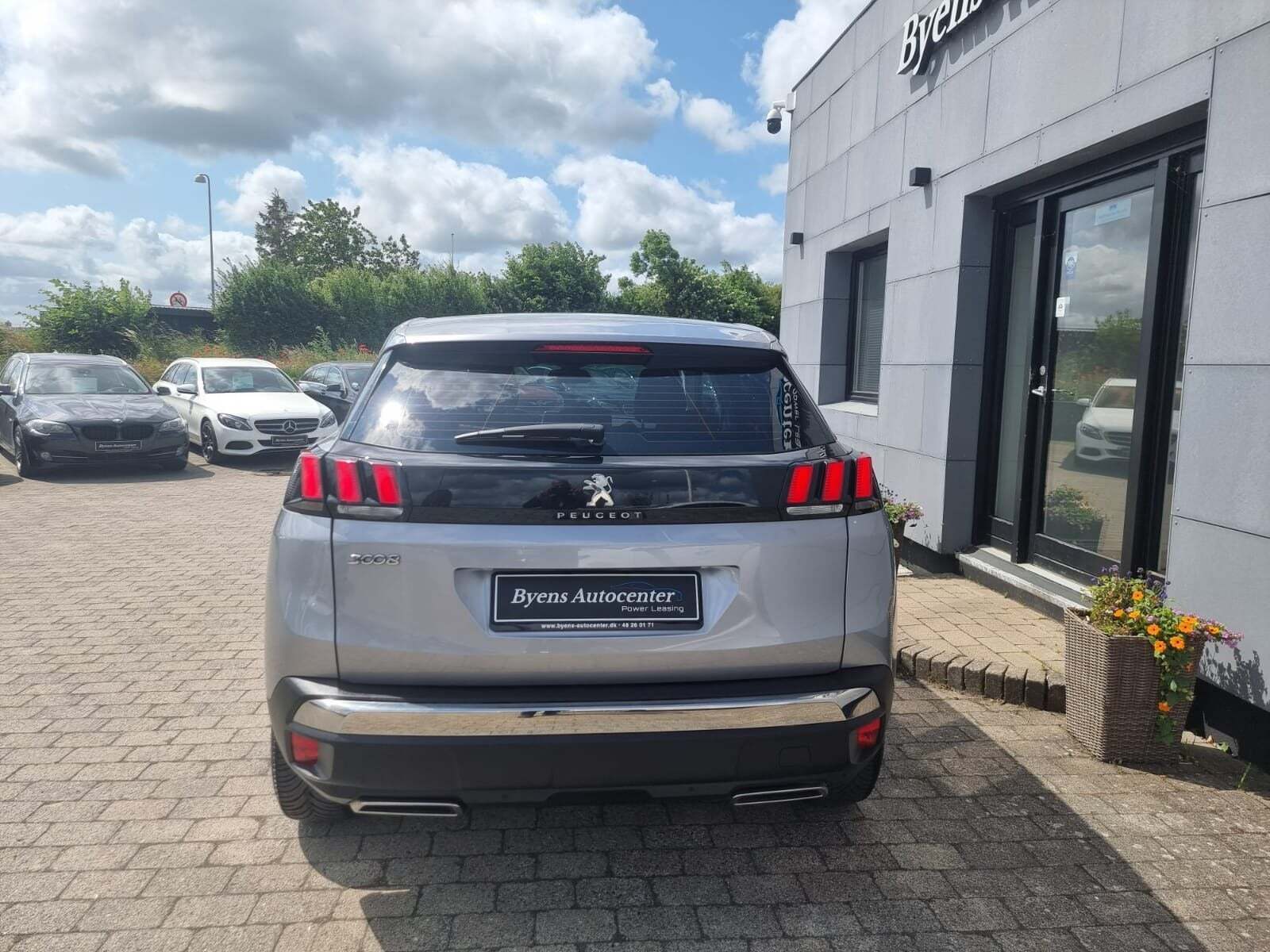 Peugeot 3008 1,2 e-THP 130 Allure