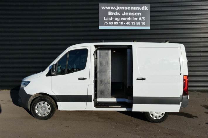 Hvid Mercedes Sprinter 316 fra 2020