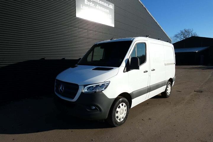 Hvid Mercedes Sprinter 316 fra 2020