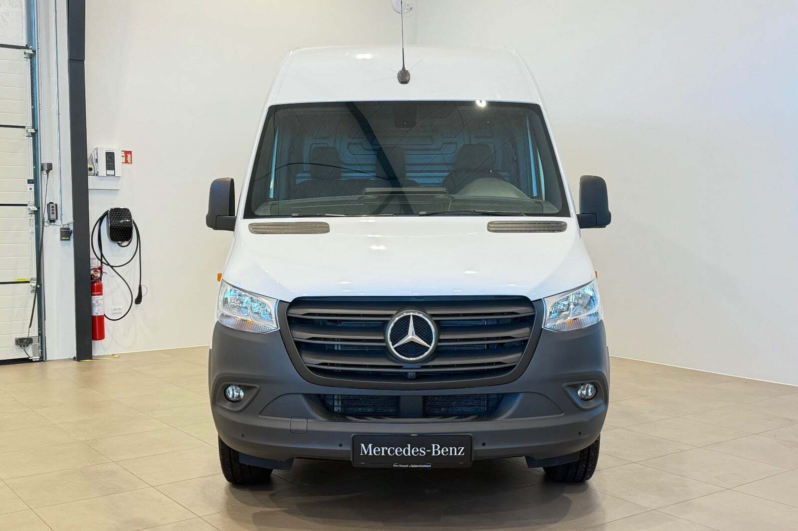 Mercedes Sprinter 317 2,0 CDi A2 Kassevogn aut. RWD