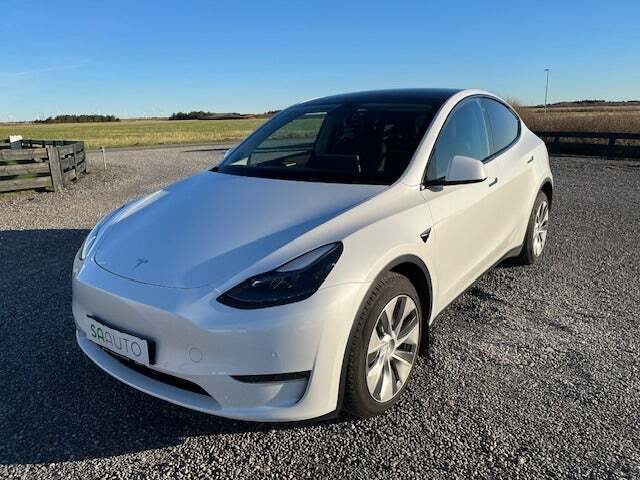 Tesla Model Y Long Range AWD