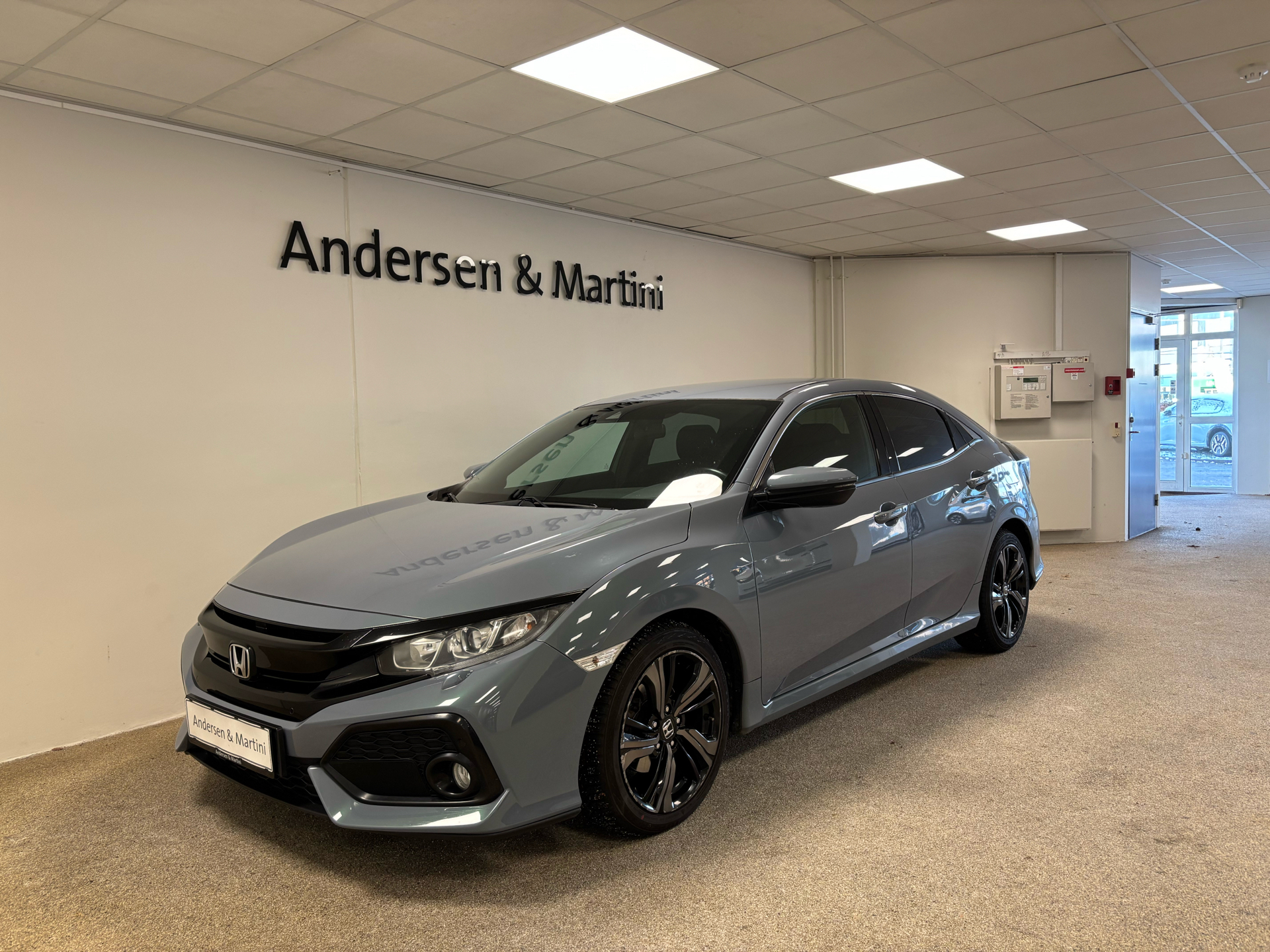 Honda Civic 1,0 VTEC Turbo Elegance Navi CVT 129HK 5d 6g Aut.