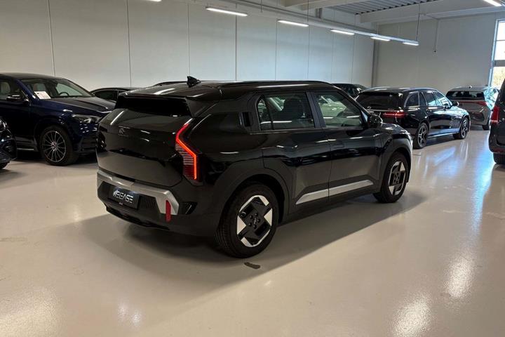 Blå Kia EV3 fra 2025