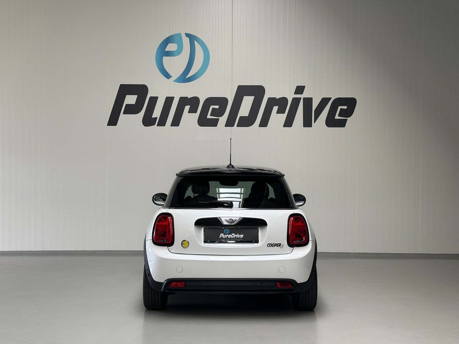 Mini Cooper SE Classic Trim