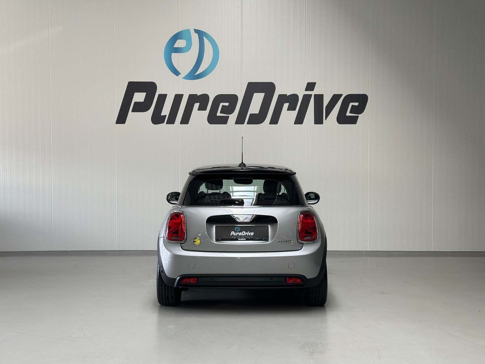 Mini Cooper SE Classic Trim