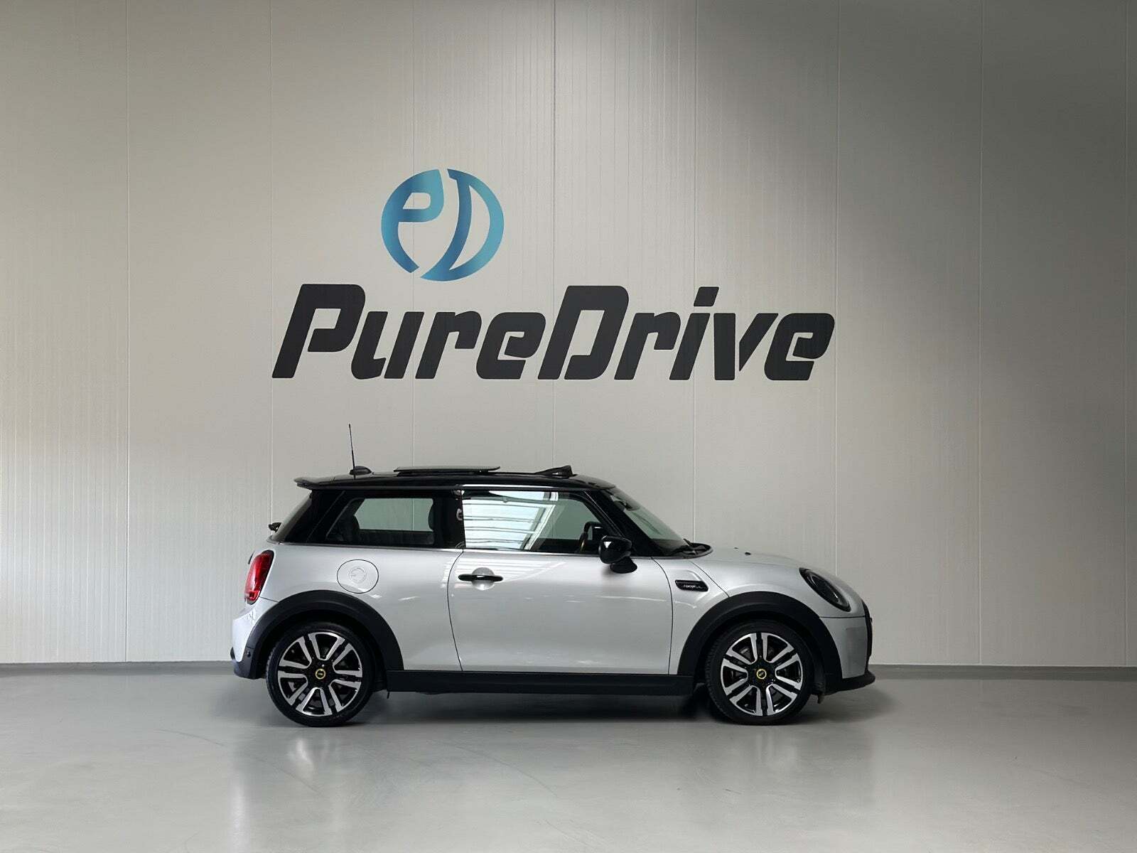 Mini Cooper SE Camden Edition