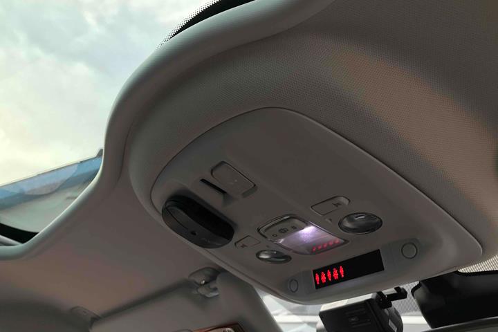 Hvid Peugeot 308 fra 2014